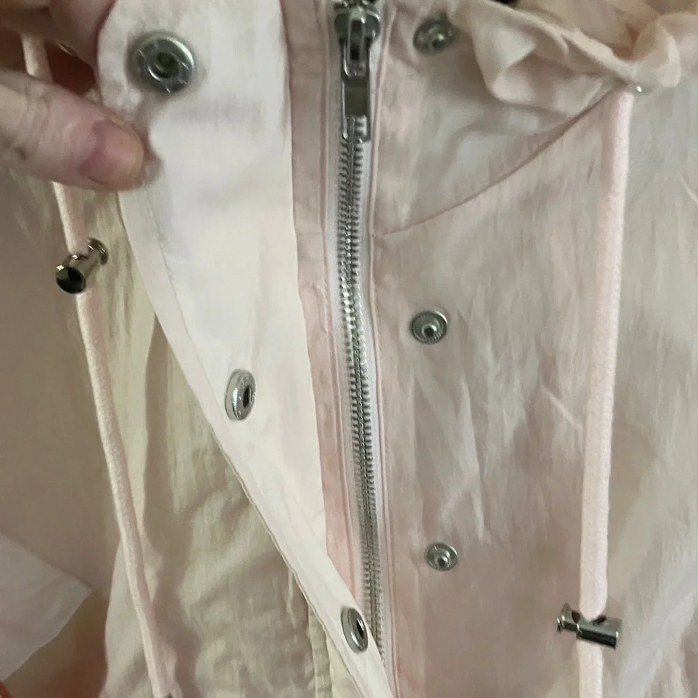 Guess Pink and Cream Hooded Windbreaker - Picture 3 of 7